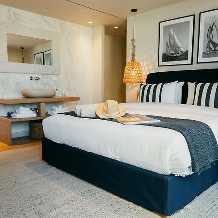 Oniro Suites Mykonos Town エクステリア 写真