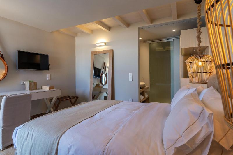 Oniro Suites Mykonos Town エクステリア 写真