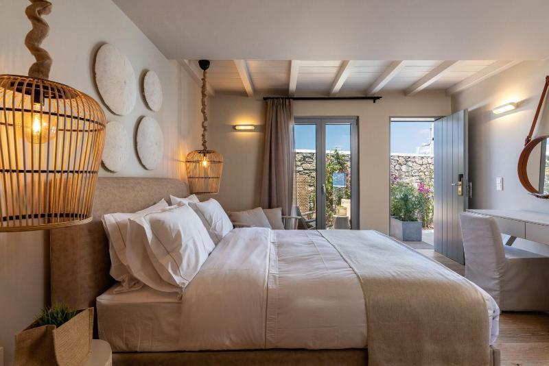 Oniro Suites Mykonos Town エクステリア 写真